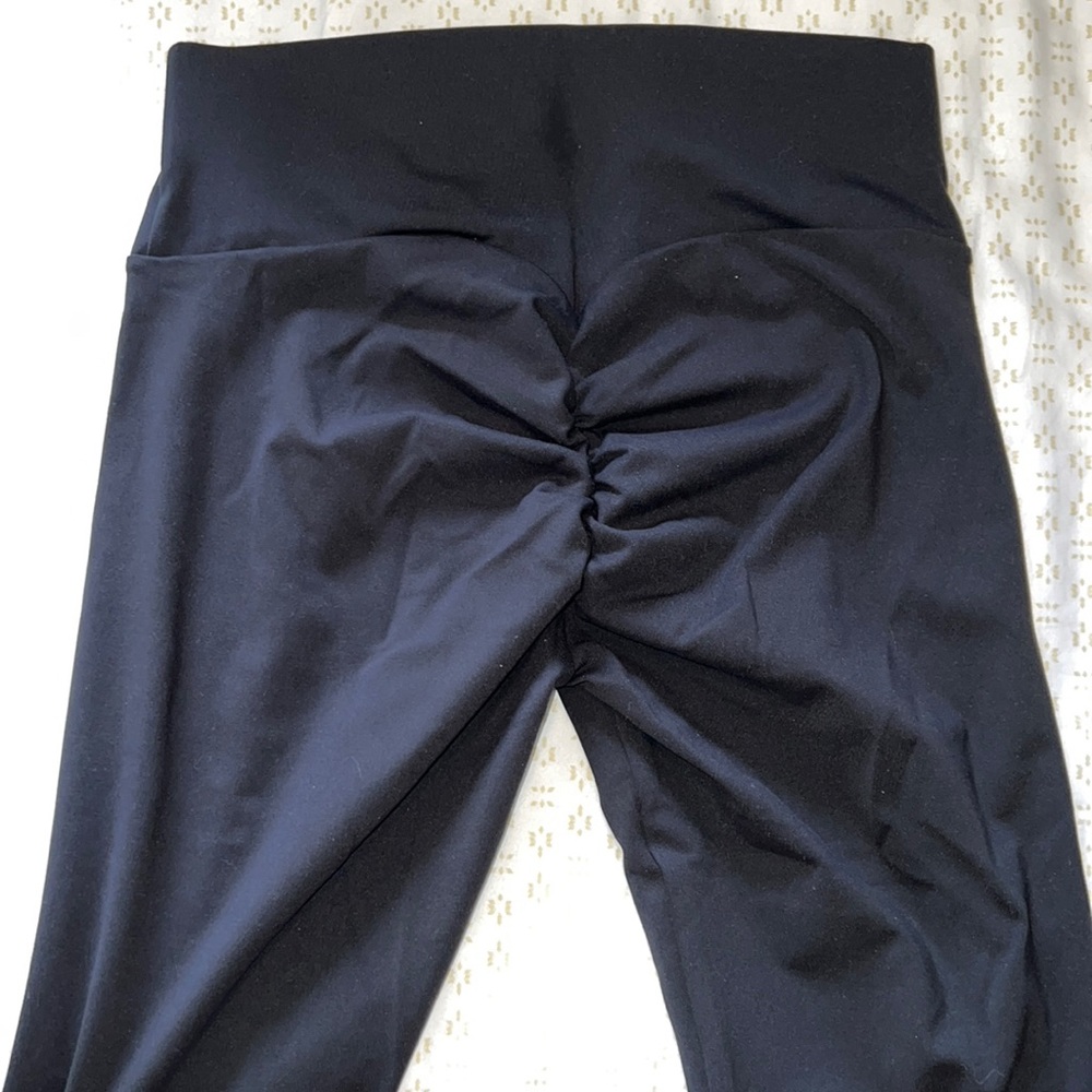 Butt shaping leggings